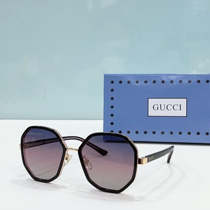 Gucci Sunglass AAA 068